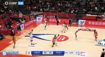  越投越自信！李添榮接連兩記三分強(qiáng)勢(shì)回應(yīng) 并重新拉開比分！