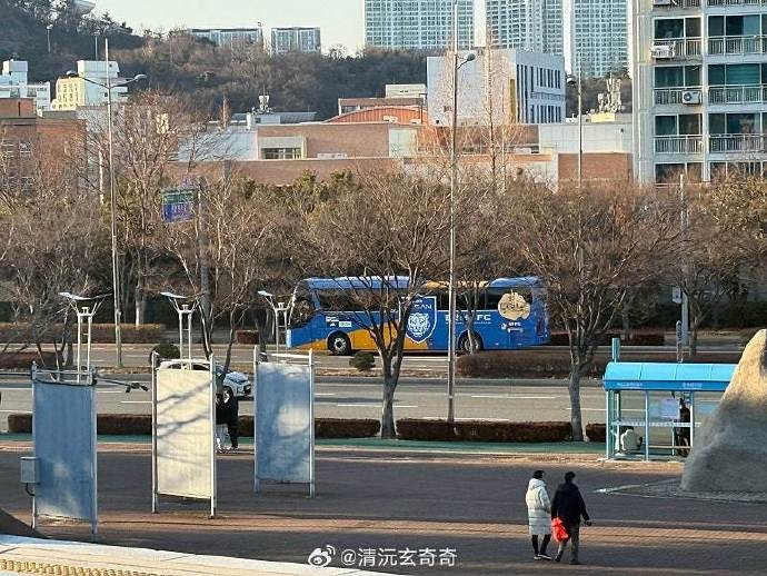  泰山隊退賽！博主：蔚山的大巴已經(jīng)抵達球場，隨后又開了回去