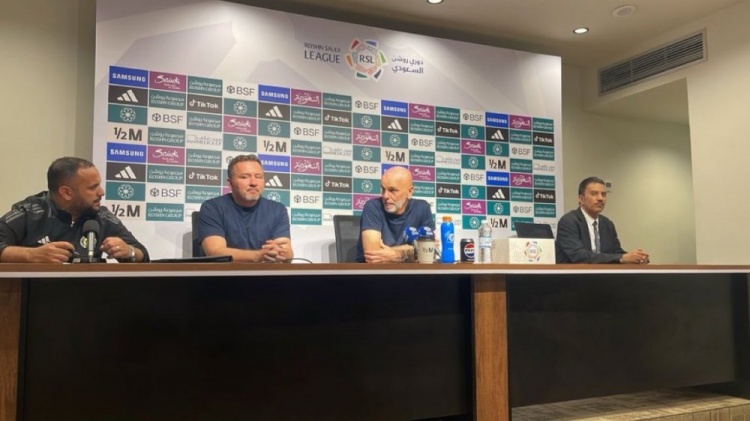 皮奧利：球隊(duì)并未因推遲開球而受影響，利雅得勝利配得上勝利