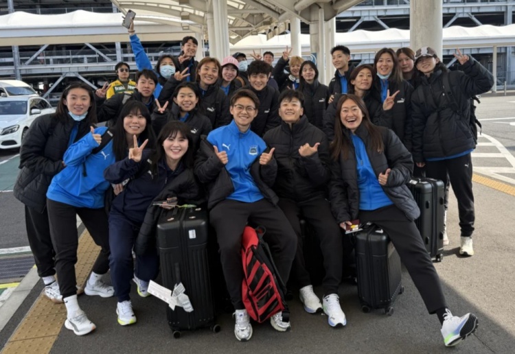  武漢女足前往日本參加女足亞冠！王霜曬照：日本，我們來(lái)了